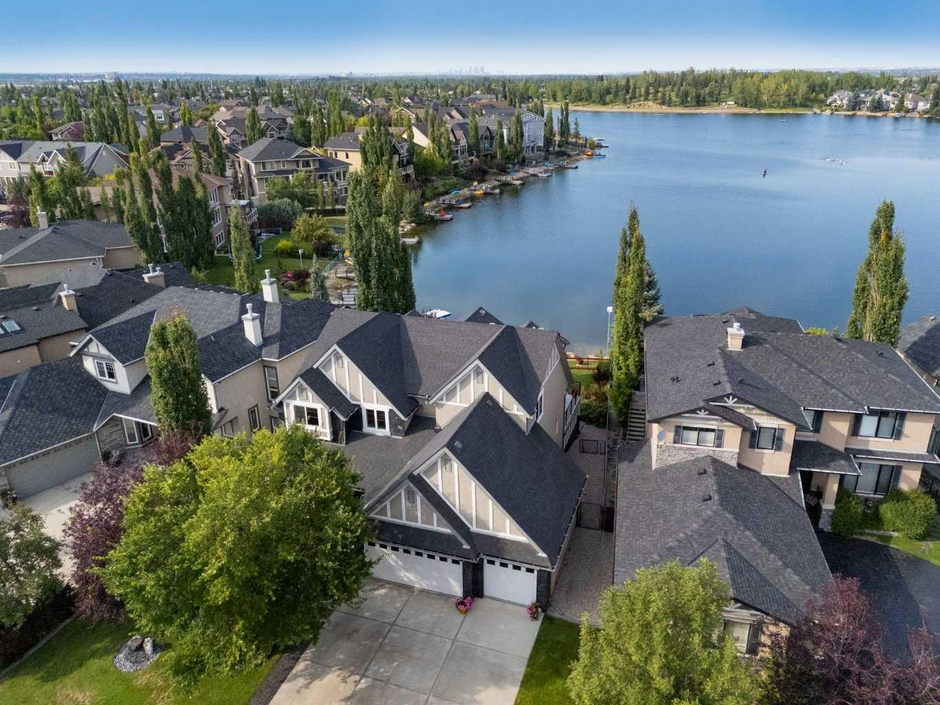 39 Chapala Terrace SE, Calgary, AB, T2X 3V8