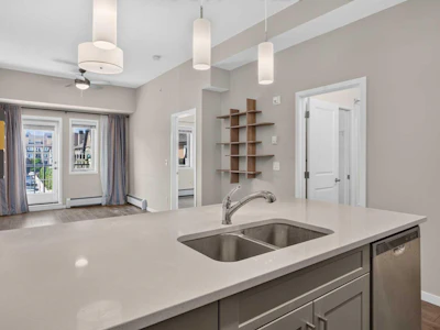 419-30 Mahogany Mews SE - 4