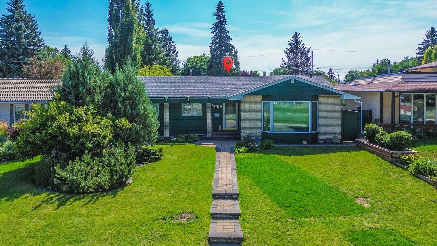 1027 Lake Sylvan Drive SE, Calgary, AB, T2J 2P9