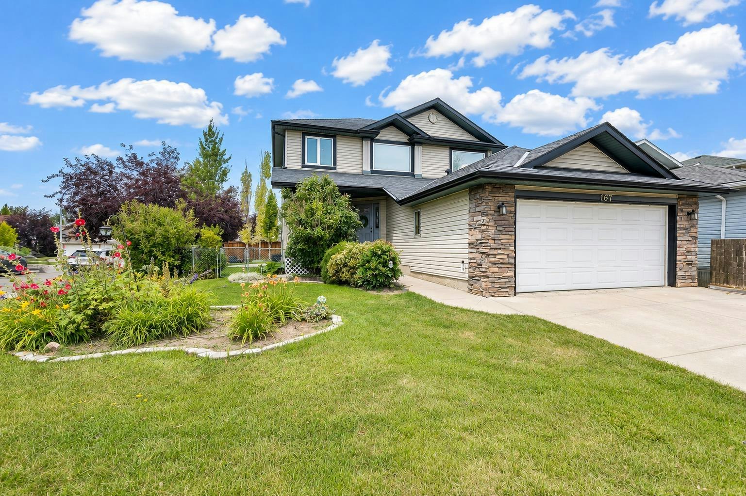 167 Fairways Close NW, Airdrie, AB, T4B 2P4