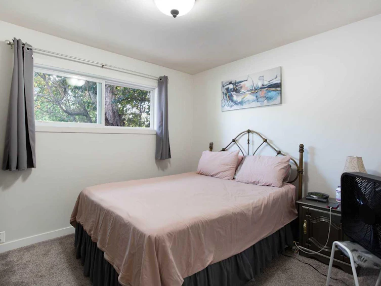 3222/3224 14 Street NW, Calgary, AB, T2K 1H8 - 9