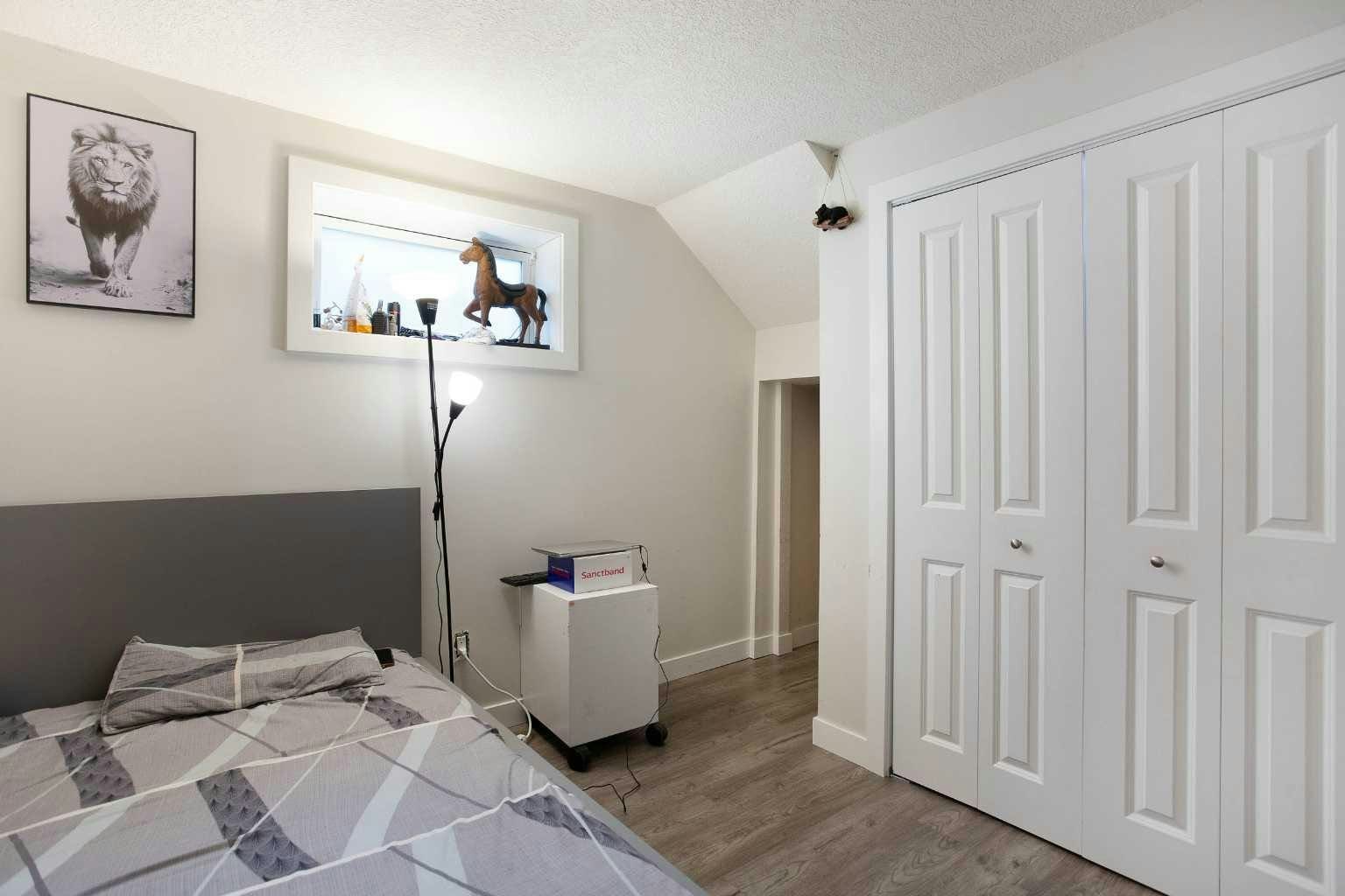 3222/3224 14 Street NW, Calgary, AB, T2K 1H8 - 15