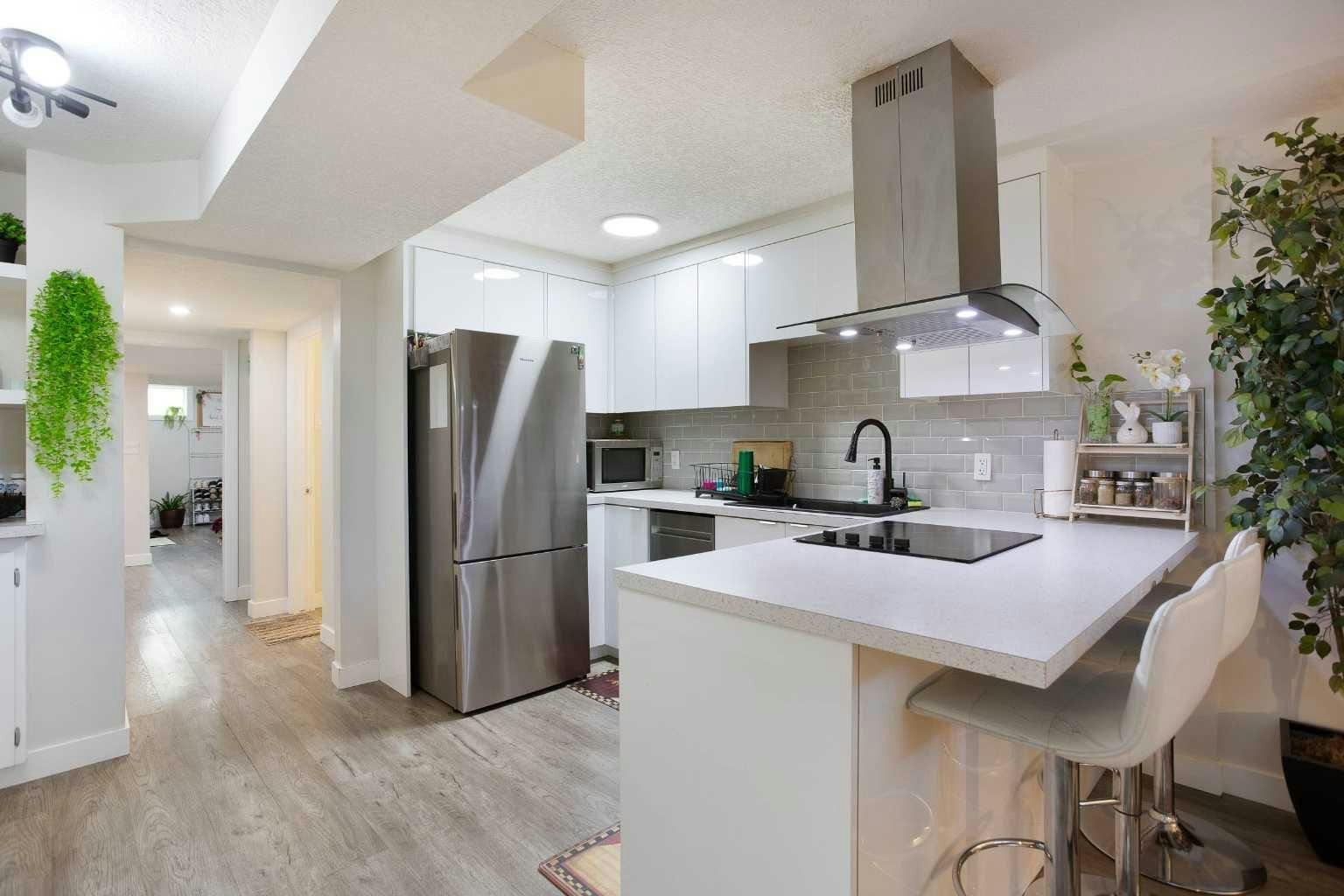 3222/3224 14 Street NW, Calgary, AB, T2K 1H8 - 10