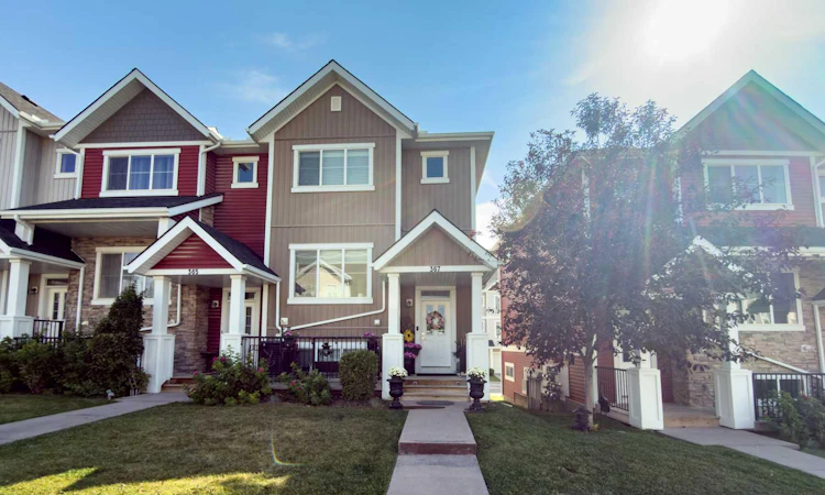 6-367 Nolancrest Heights NW