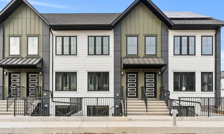 203-40 Livingston Parade NE