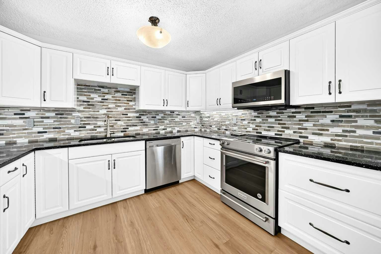 8 Hawkfield Crescent NW, Calgary, AB, T3G 1Z5