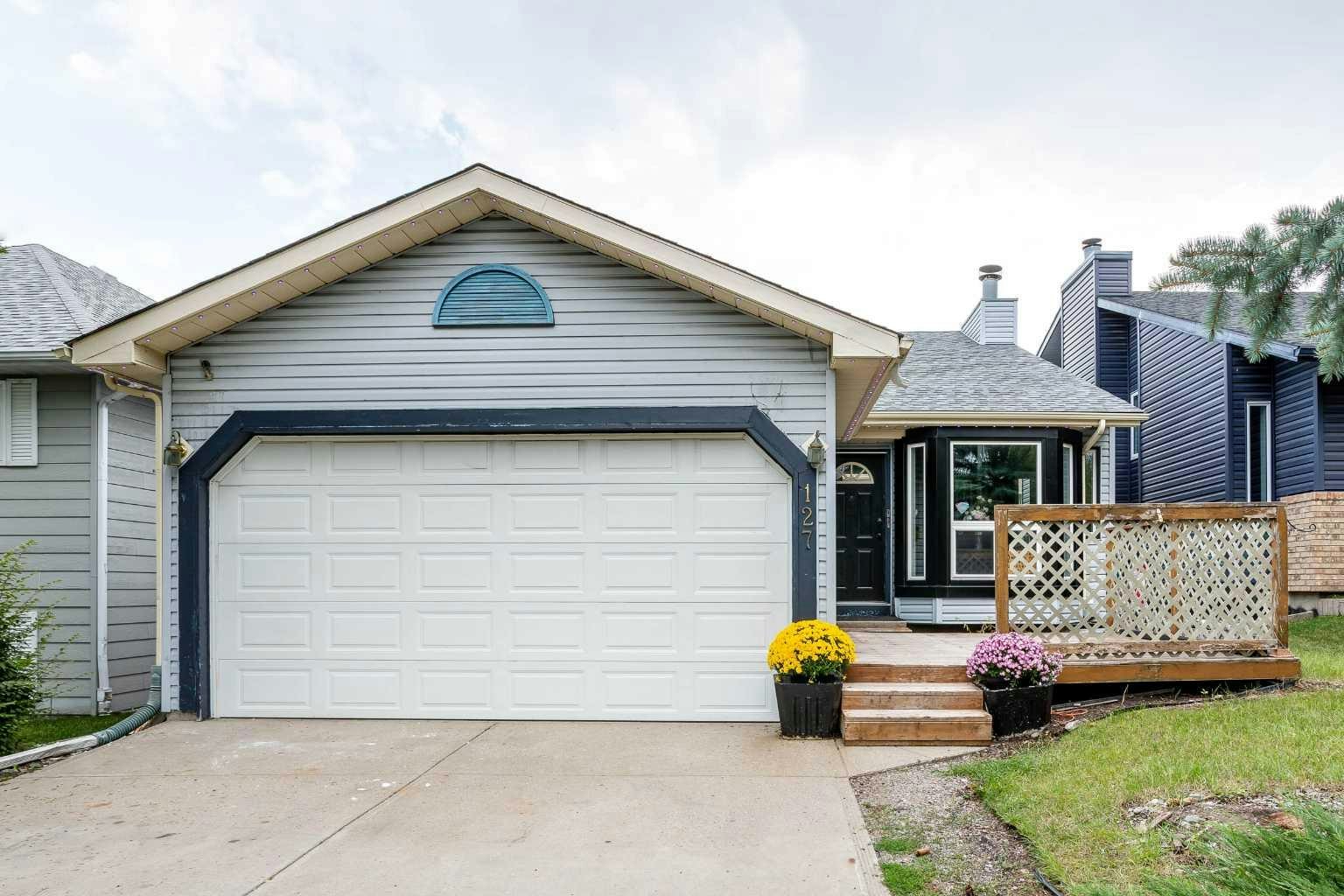 127 Shawinigan Drive SW, Calgary, AB, T2Y 2W1