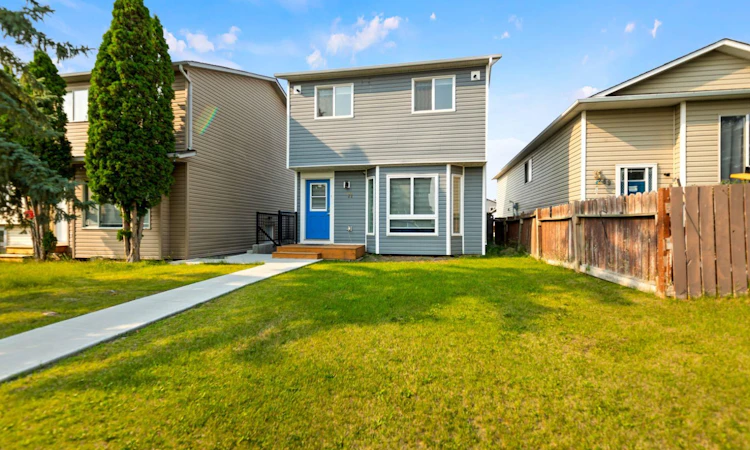 71 Martindale Court NE