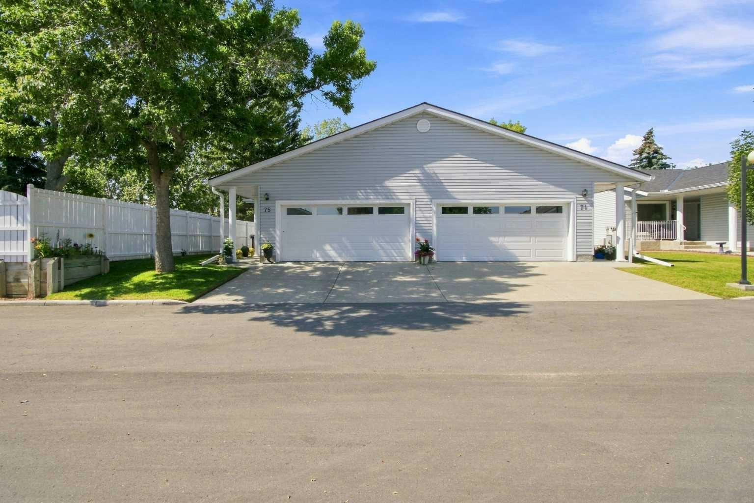 75 Lincoln Manor E, Calgary, AB, T3E 7E3