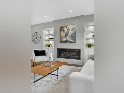 4111 19 Avenue SW - 4