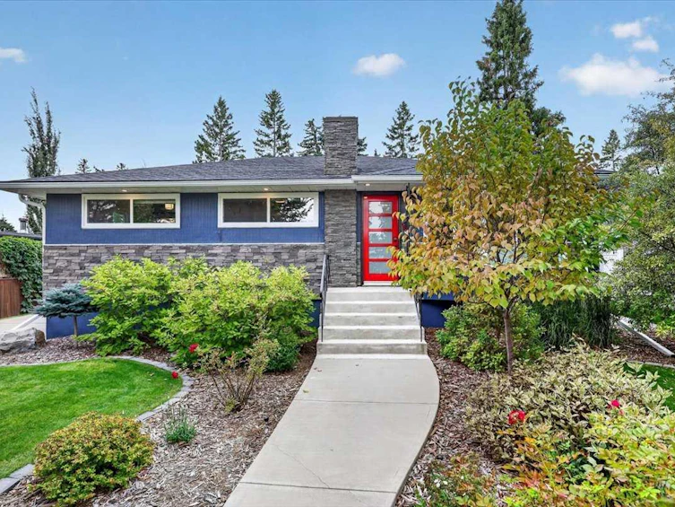 4111 19 Avenue SW, Calgary, AB, T3E 0G7
