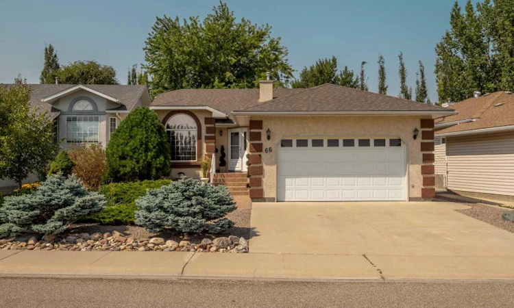66 Heritage Road W