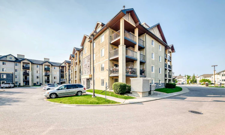 1204-8810 Royal Birch Boulevard NW