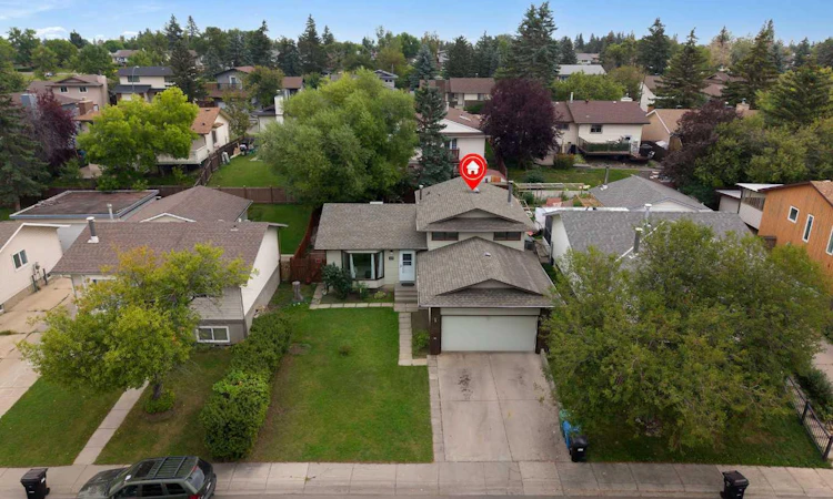 139 Whitlock Close NE
