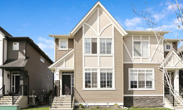 32 Wolf Crescent