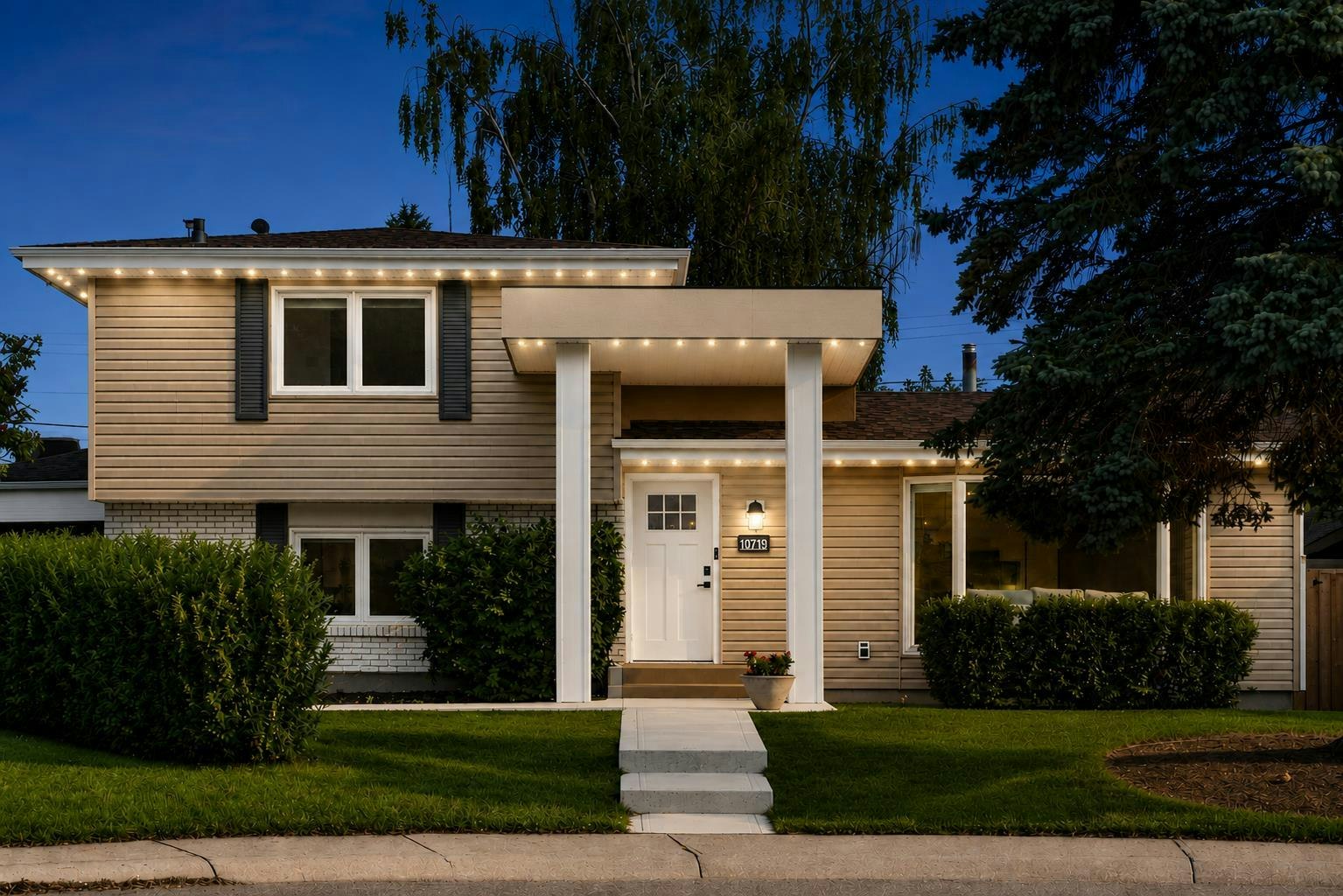 10719 Mapleglen Crescent SE, Calgary, AB, T2J 1X1