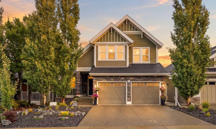 176 Ridge View Close