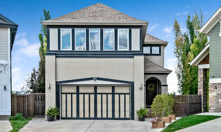 315 Mahogany Court SE