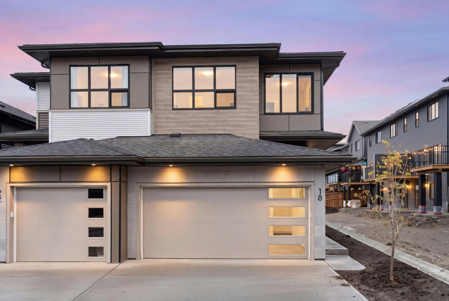 18 Heritage Heath, Cochrane, AB, T4C 3L3