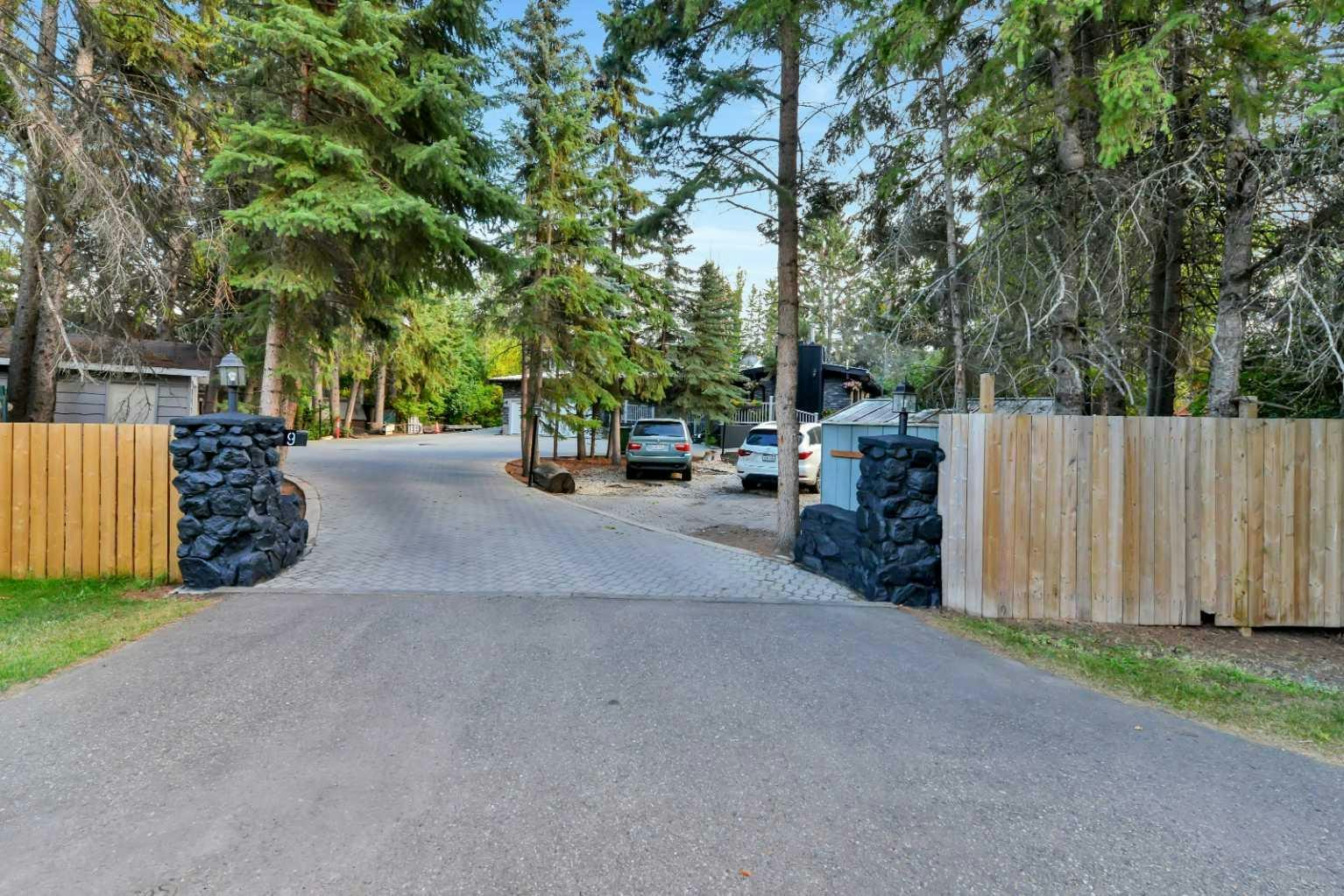 9 Cronquist Close, Red Deer, AB, T4N 1E3