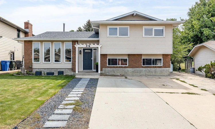 37 Sunflower Court SE