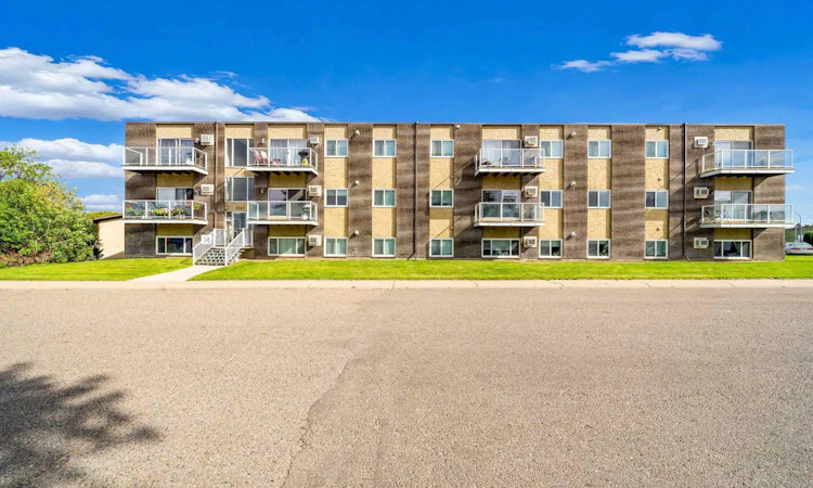 206-2987 Dunmore Road SE