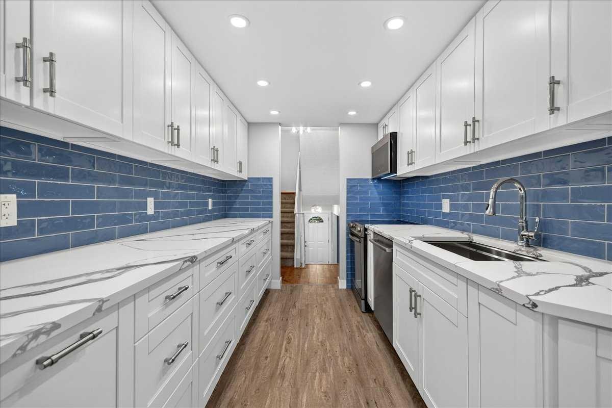 13001 6 Street SW, Calgary, AB, T2W 4J8