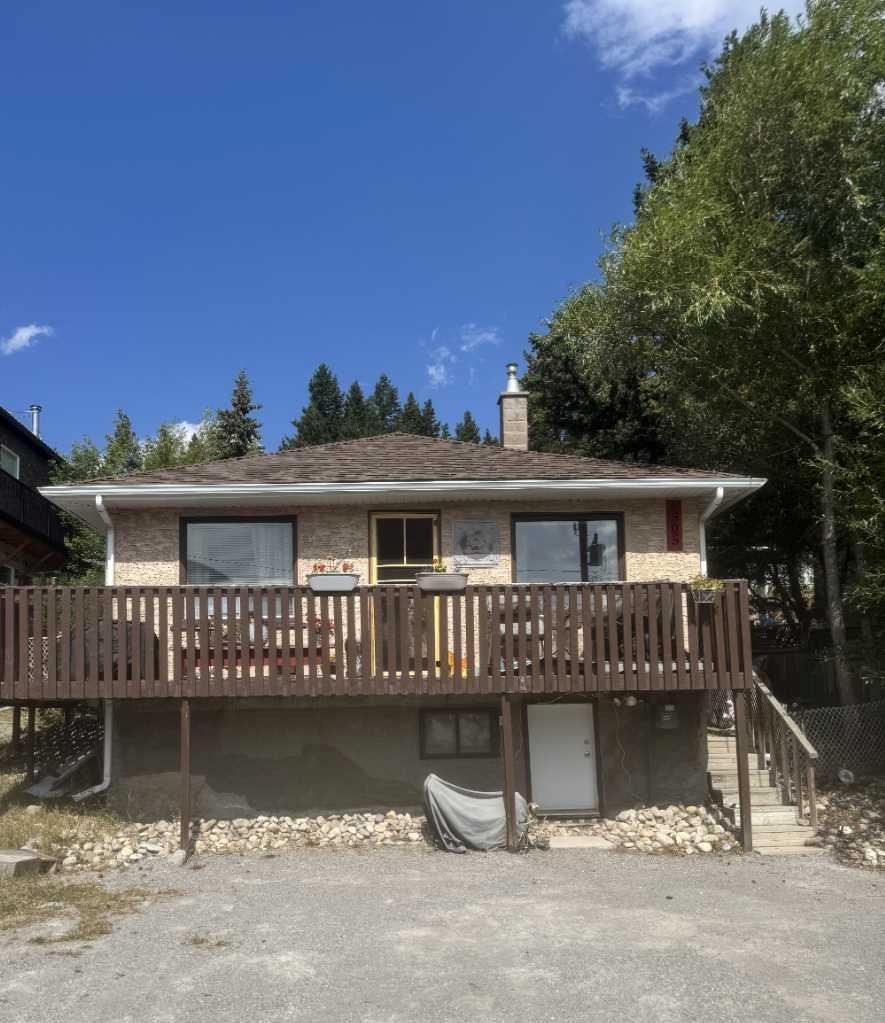 6505 22 Avenue, Crowsnest Pass, AB, T0K 0M0