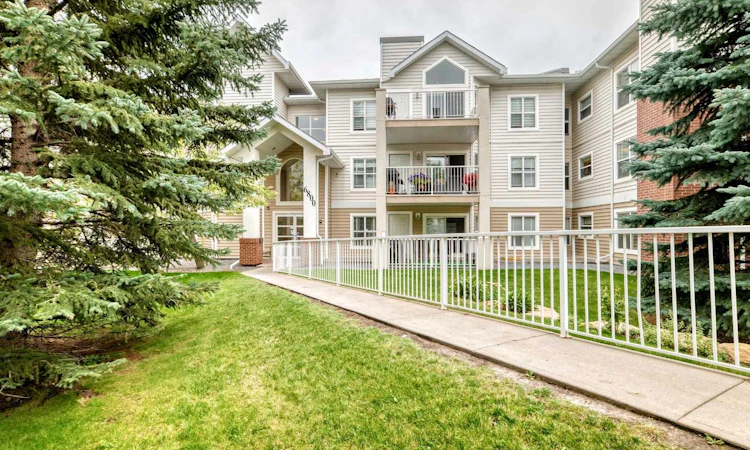 317-6800 Hunterview Drive NW
