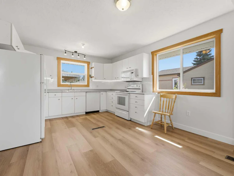 209 Center S, Rural Kneehill County, AB, T0M 1J0 - 8