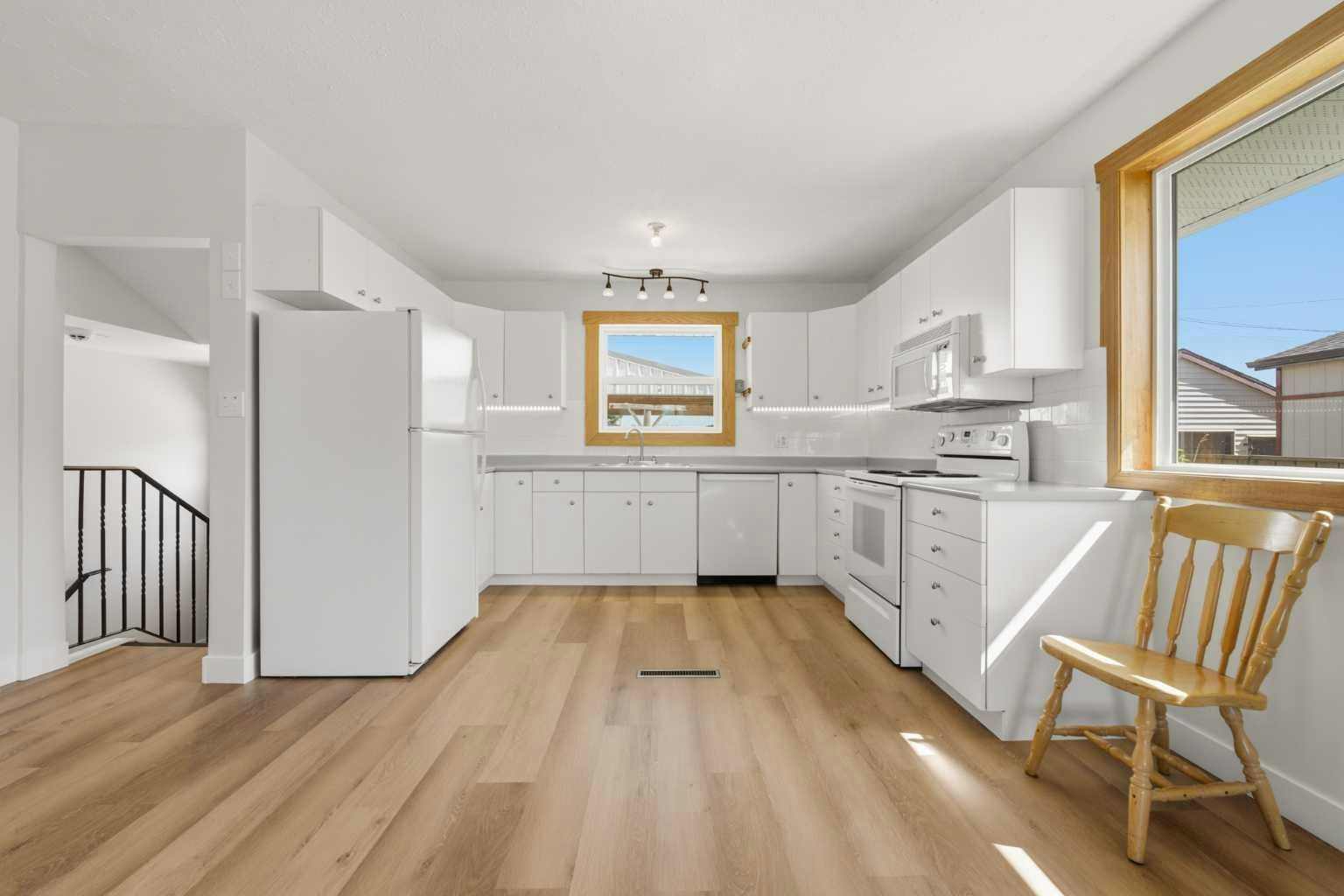 209 Center S, Rural Kneehill County, AB, T0M 1J0 - 10