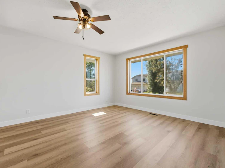 209 Center S, Rural Kneehill County, AB, T0M 1J0 - 3