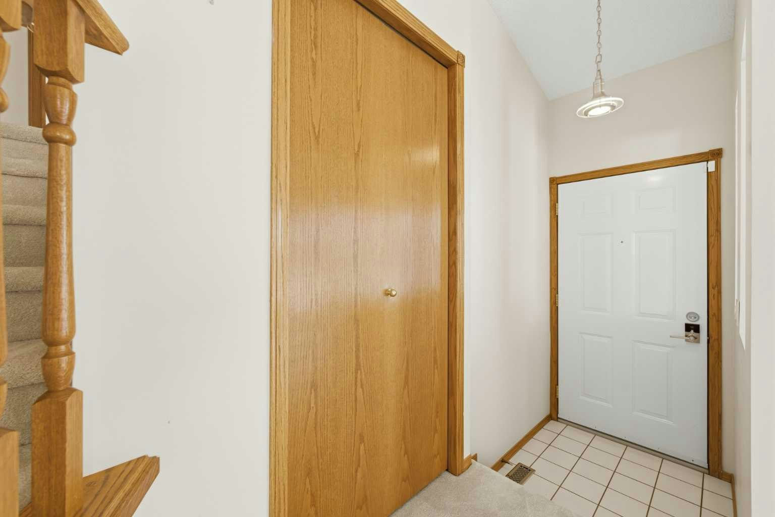 141 Woodbrook Road SW - 3