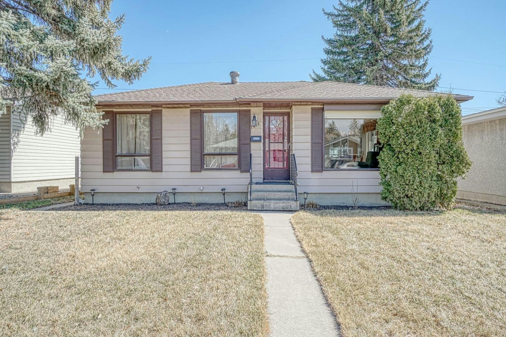 7412 Fleetwood Drive SE, Calgary, AB, T2H 0X1