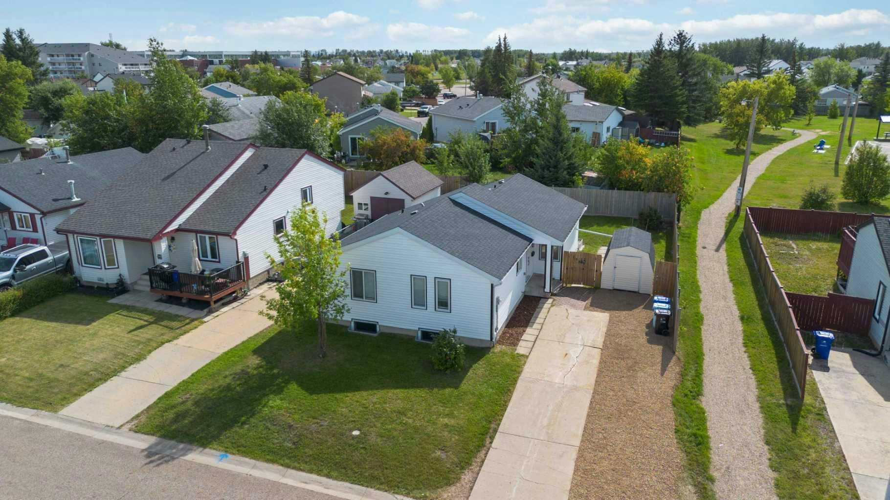 198 Bird Crescent, Fort Mcmurray, AB, T9H 4T4
