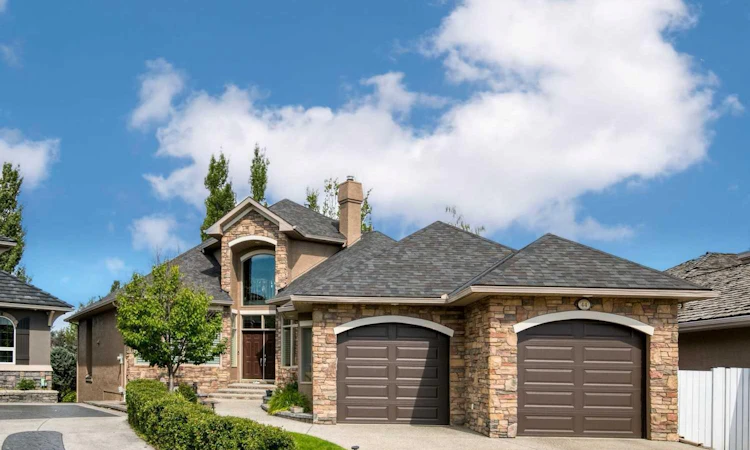 44 Evergreen Lane SW