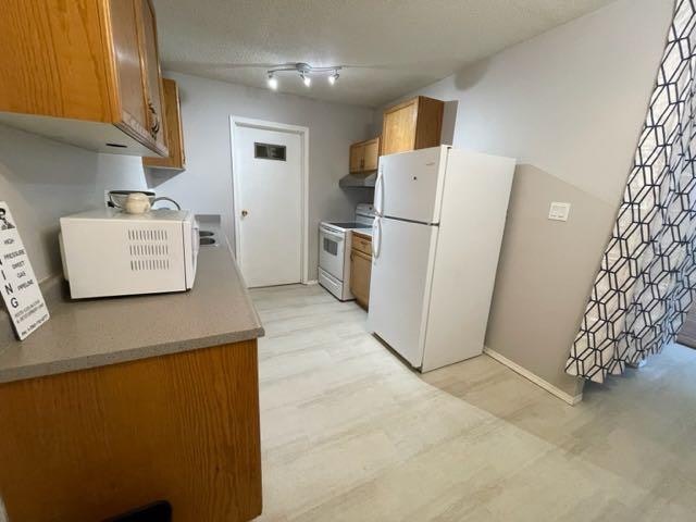 101 Mill Street, Hinton Hill, AB, T7V 1T2 - 3