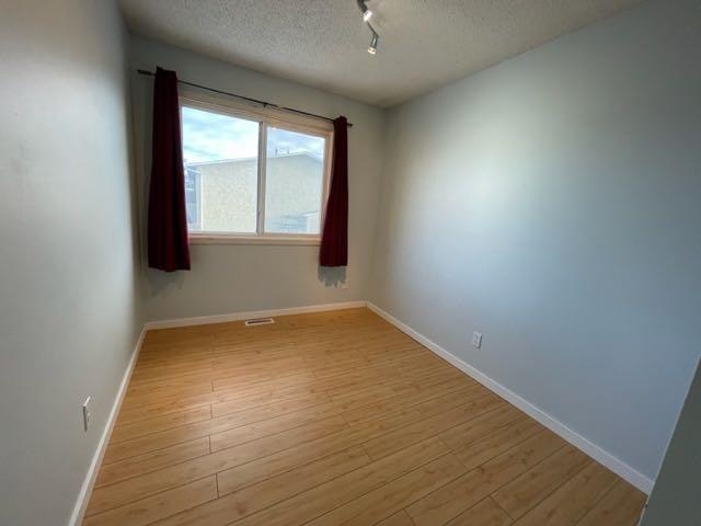 101 Mill Street, Hinton Hill, AB, T7V 1T2 - 16