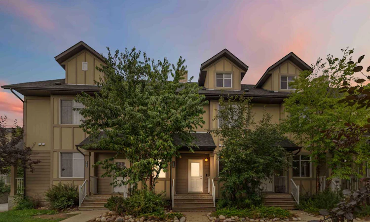 20-137 Fontaine Crescent