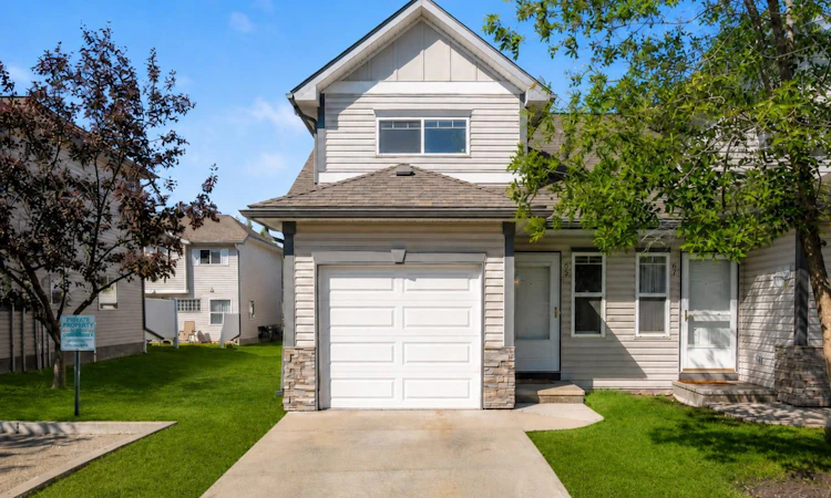 65 Millview Green SW