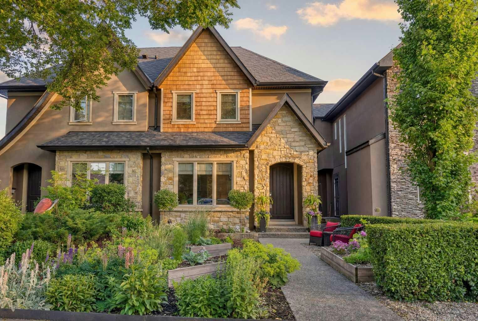 1732 49 Avenue SW, Calgary, AB, T2T 2T9