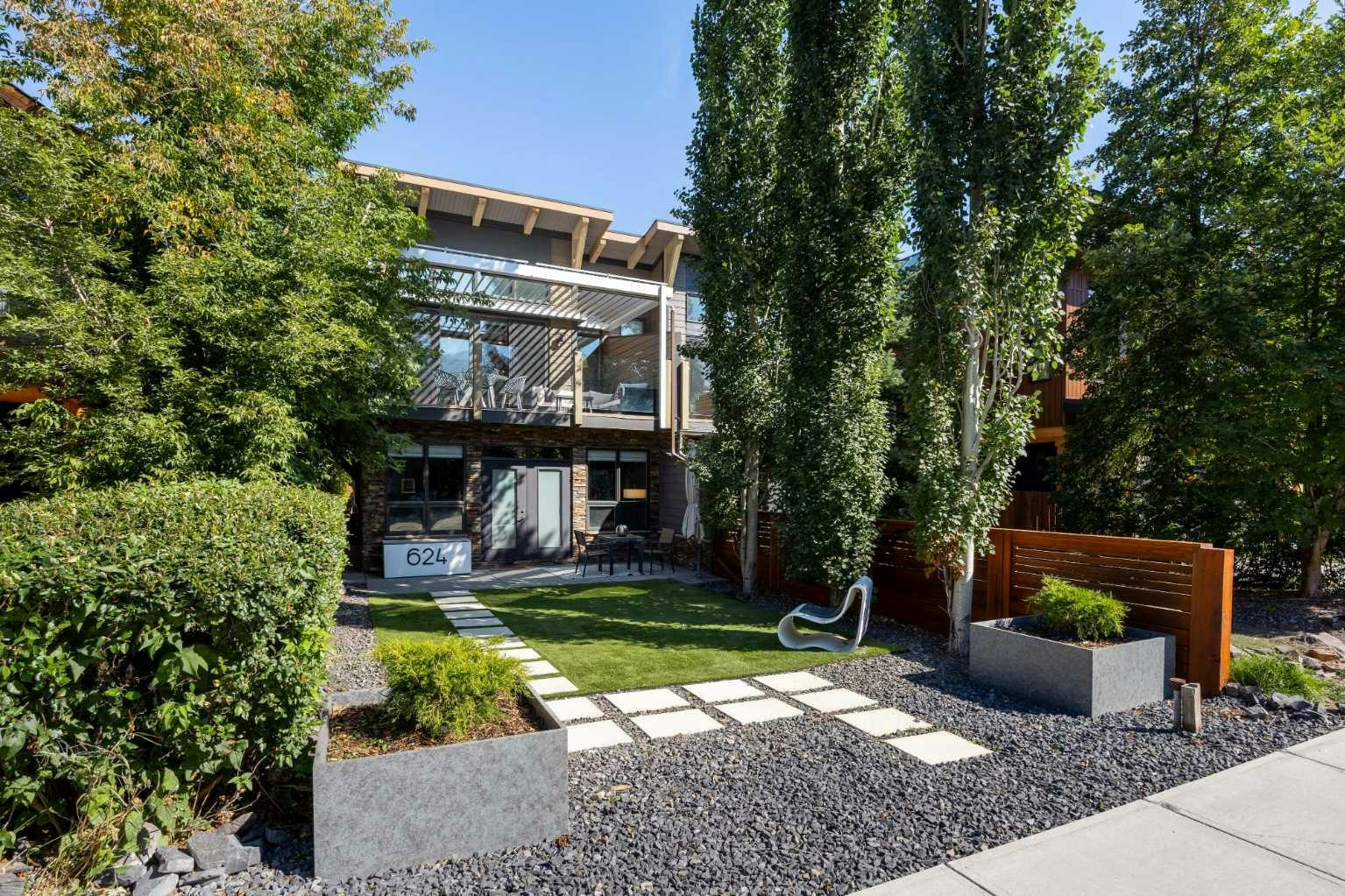 624 4th Street, Canmore, AB, T1W 2H3