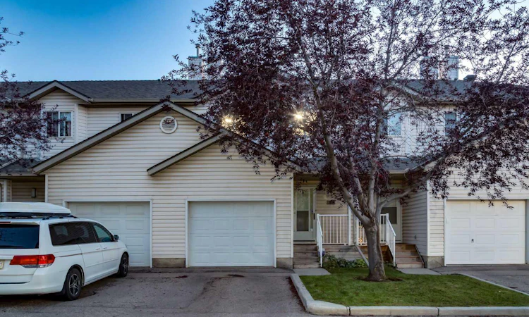 59 Mt Aberdeen Manor SE