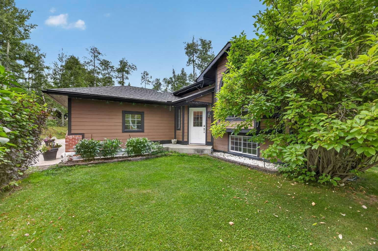 32-5166 Highway 579, Rural Mountain View County, AB, T0M 2E0