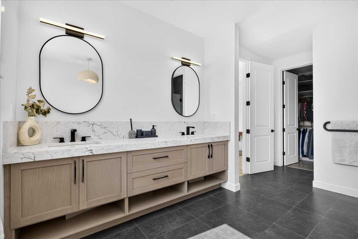 77 Rowmont Common NW, Calgary, AB, T3L 0L2 - 28