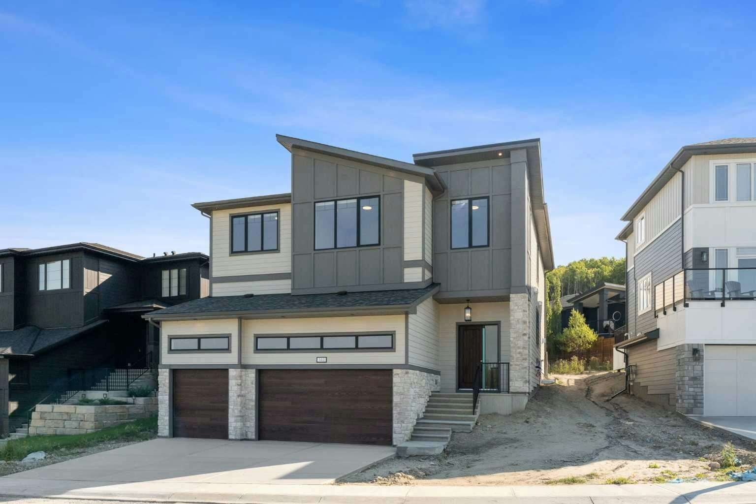 140 Crestridge Terrace SW, Calgary, AB, T3Z 3N1