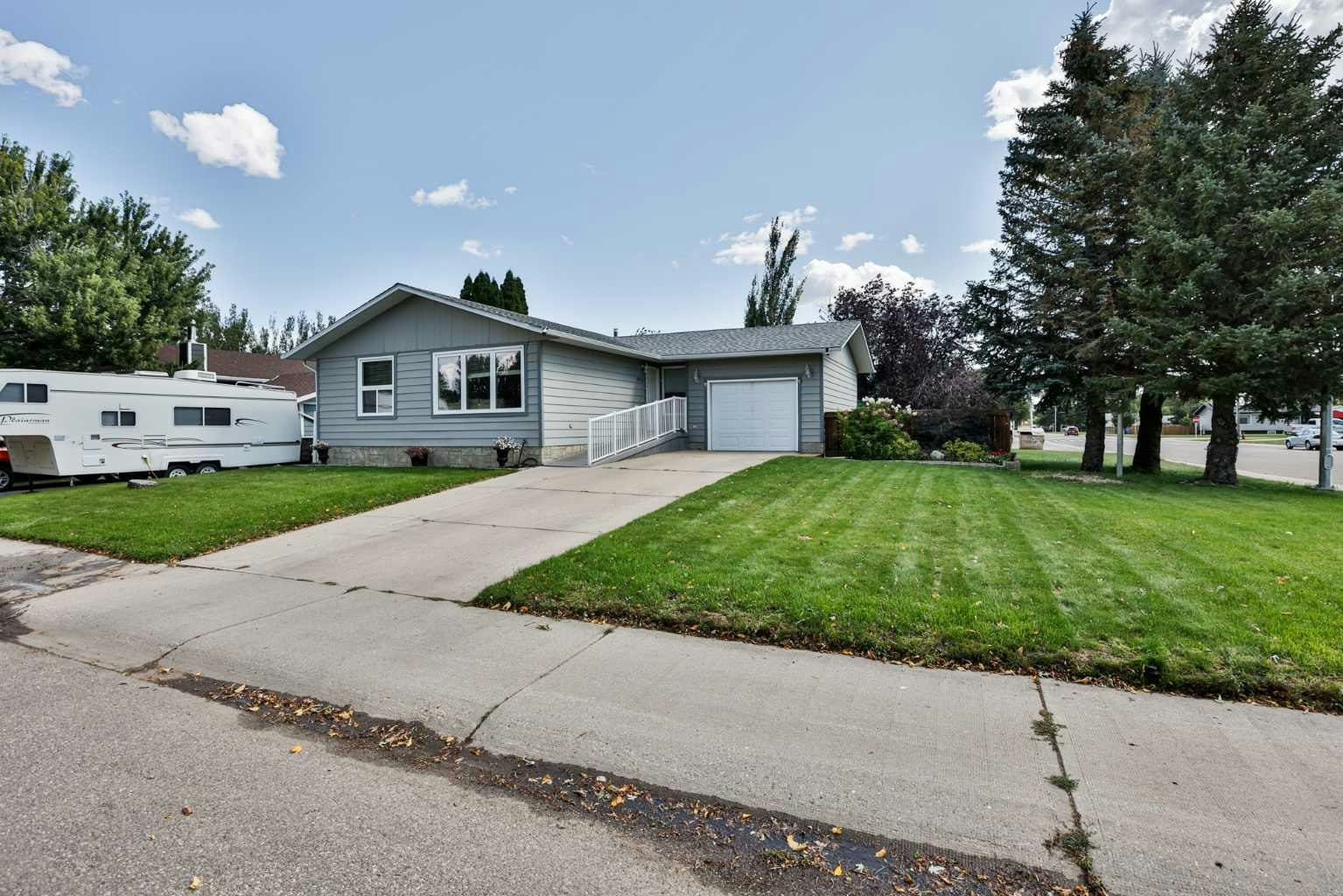 5803 49 Street, Taber, AB, T1G 1E7