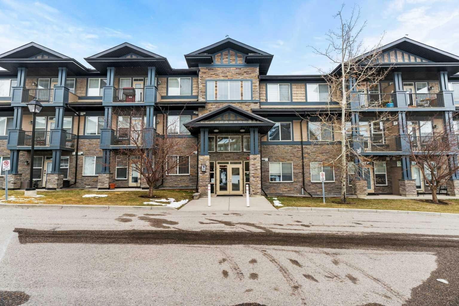212-10 Panatella Road NW, Calgary, AB, T3K 0V4