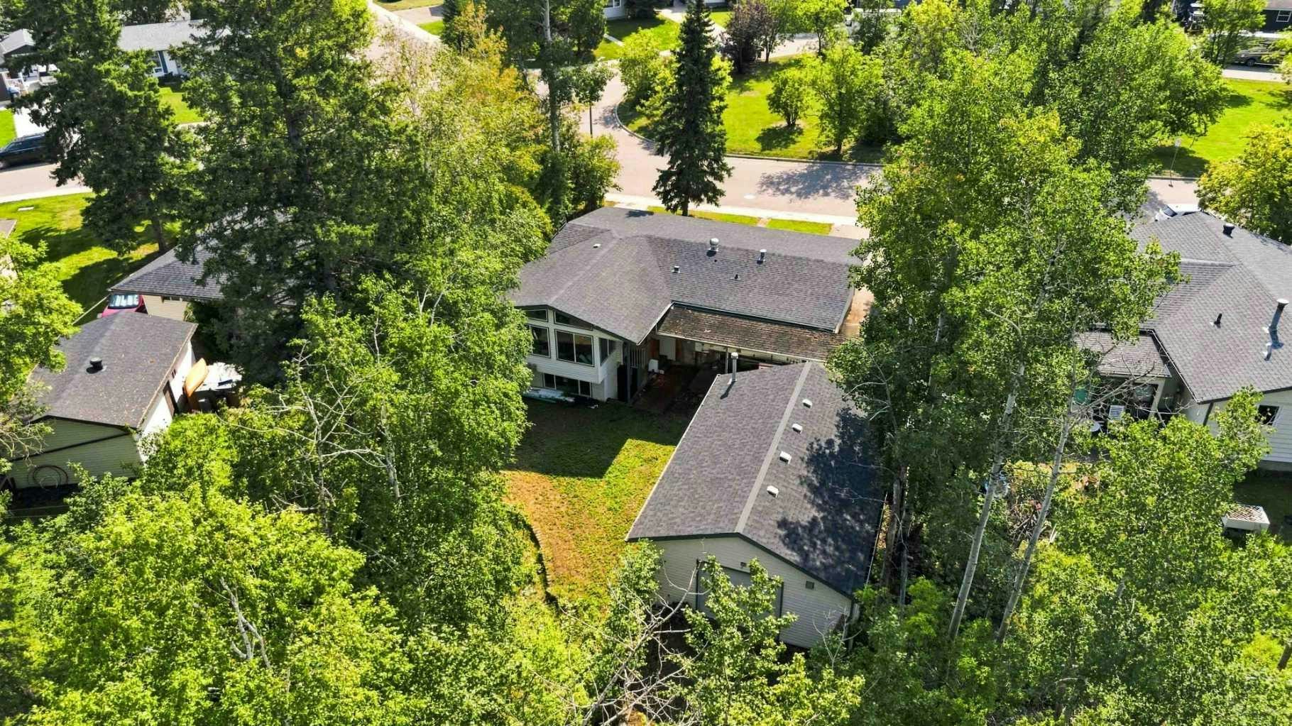 25 Crescent Heights, Fort Mcmurray, AB, T9H 1L6