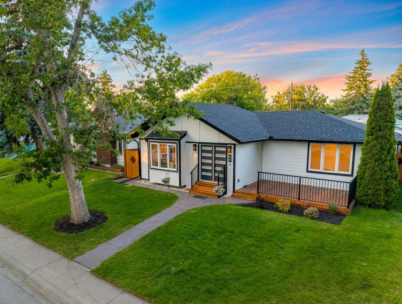 44 Fraser Road SE, Calgary, AB, T2H 1E3